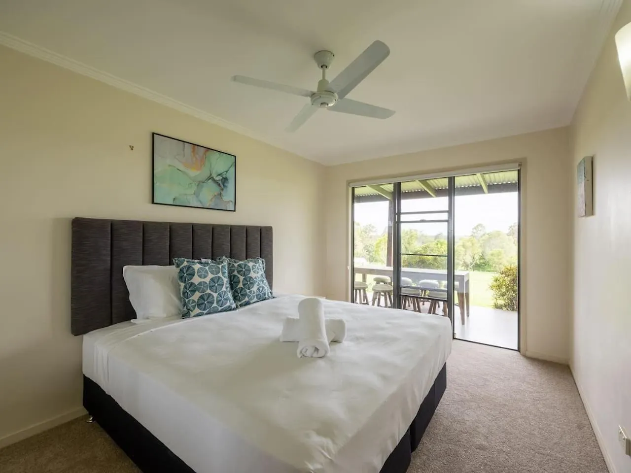 6 Bed Equine Countryside Paradise At Moggill 0*,  Australia