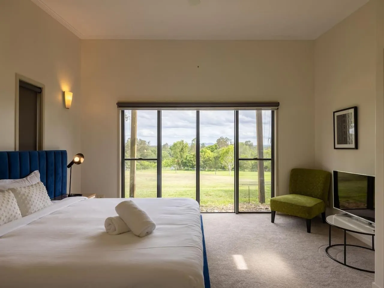 Holiday home 6 Bed Equine Countryside Paradise At Moggill