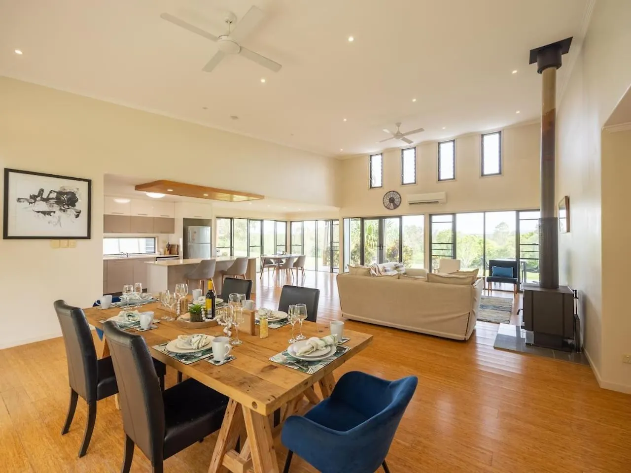 Holiday home 6 Bed Equine Countryside Paradise At Moggill Australia